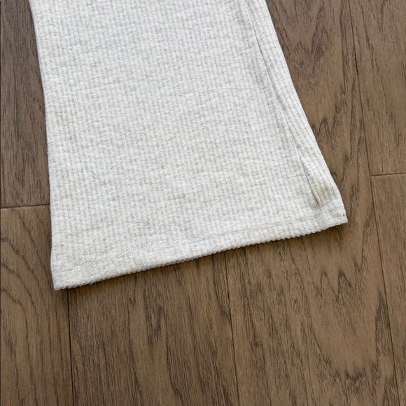 Talulah Cozy Ribbed Set - Picture 7 of 9